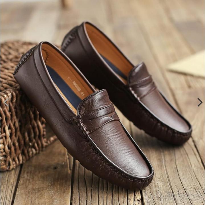 Shop men's loafers in Bangladesh. Buy stylish black & brown leather loafer shoes at the best price online with Comfort, high-class & quality guaranteed!